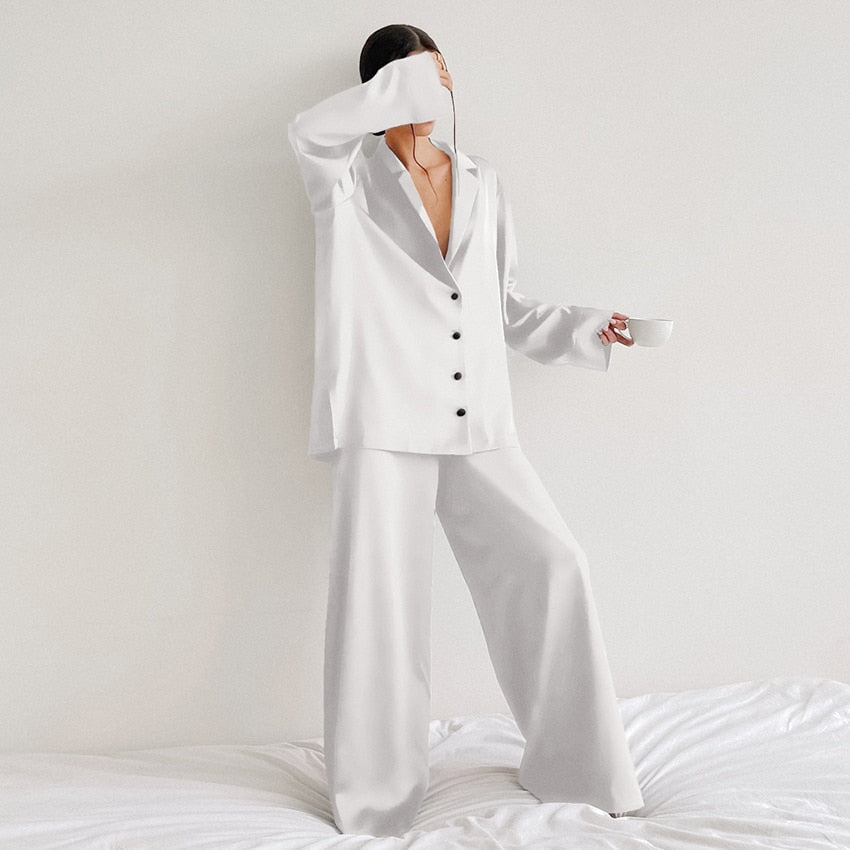 Bella Nuit Oversized Satin Pyjama Set – Soft & Luxurious Nightwear