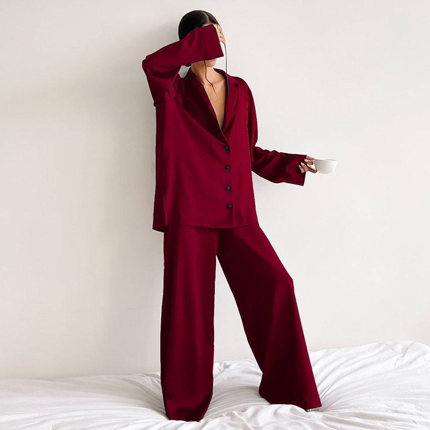 Bella Nuit Oversized Satin Pyjama Set – Soft & Luxurious Nightwear