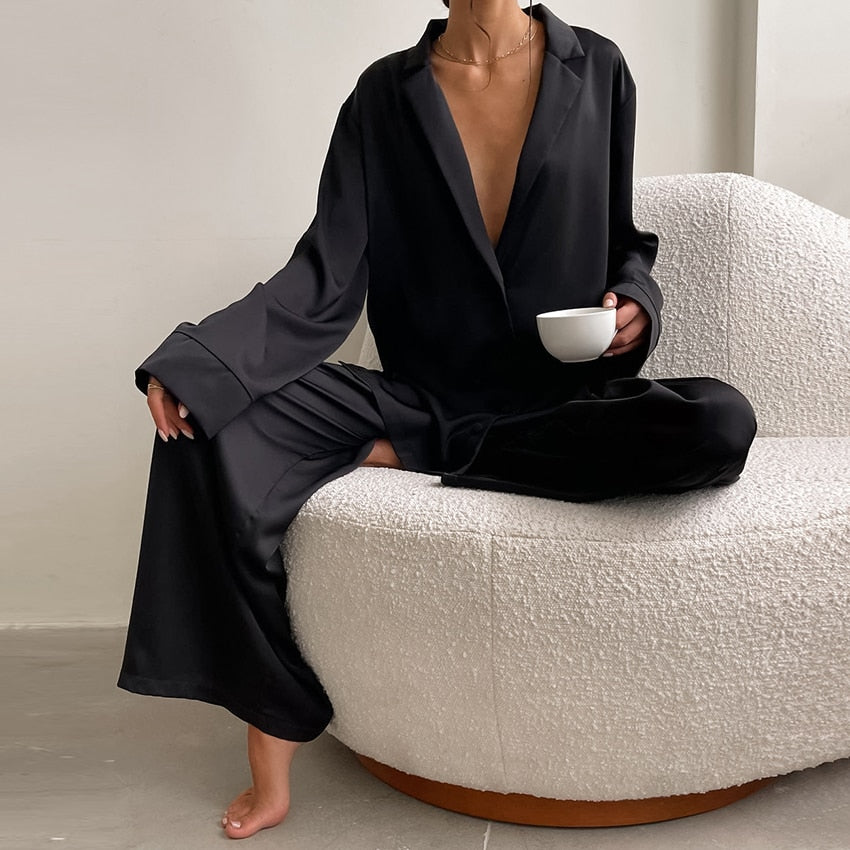 Bella Nuit Oversized Satin Pyjama Set – Soft & Luxurious Nightwear