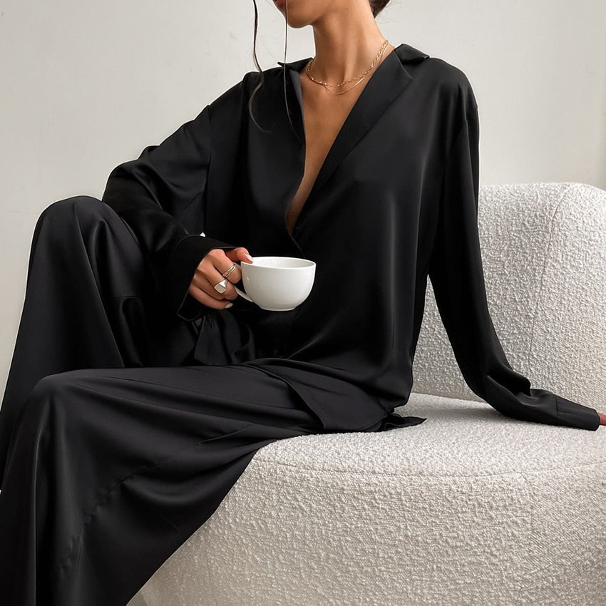 Bella Nuit Oversized Satin Pyjama Set – Soft & Luxurious Nightwear