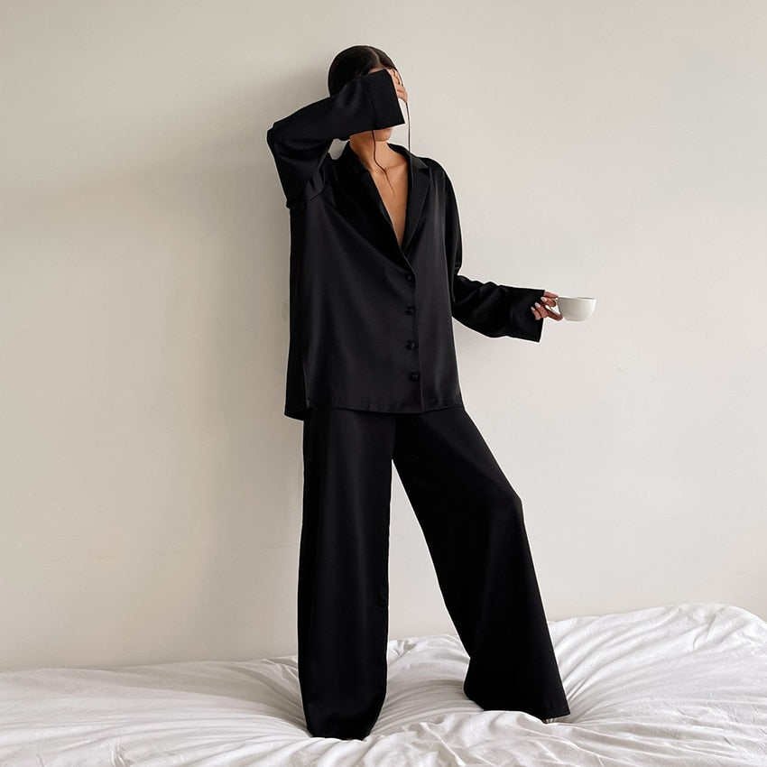 Bella Nuit Oversized Satin Pyjama Set – Soft & Luxurious Nightwear
