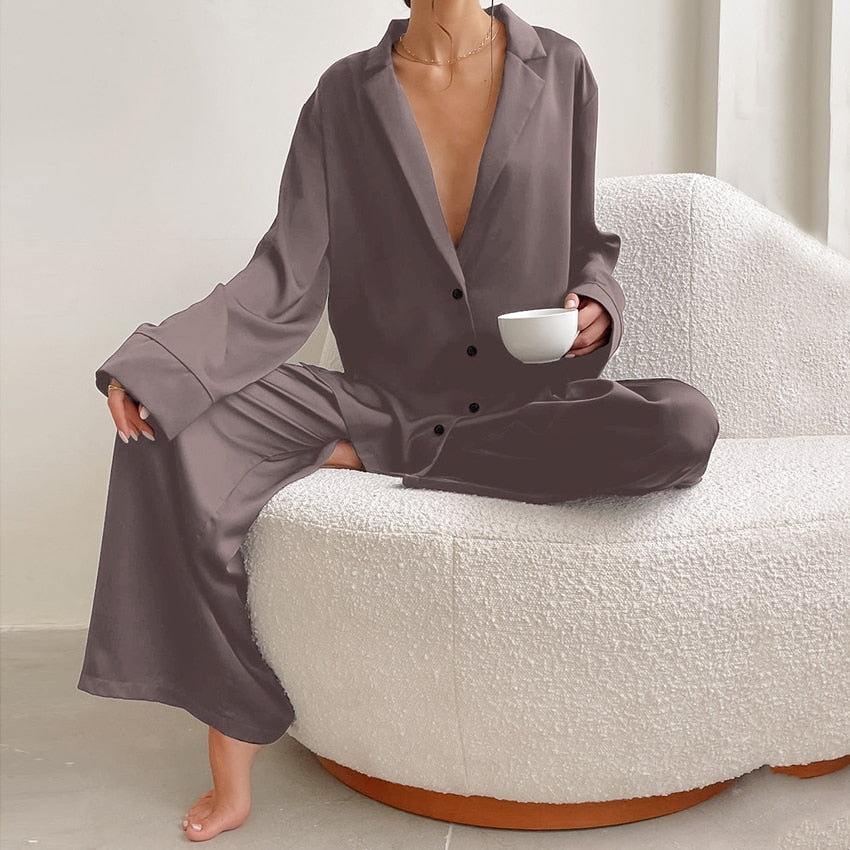 Bella Nuit Oversized Satin Pyjama Set – Soft & Luxurious Nightwear